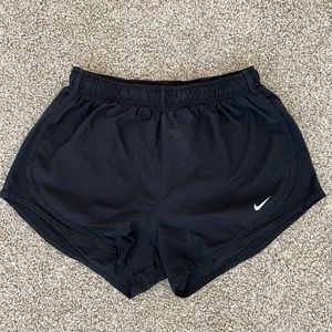 Nike dri-fit shorts size medium